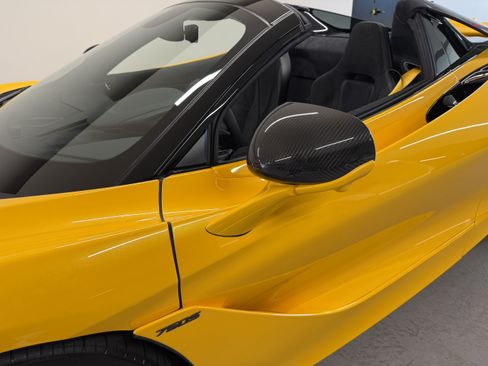New 2027 McLaren 750S Spider RWD image 15