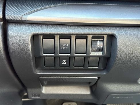 Used 2024 Subaru Forester Premium AWD/4WD image 14