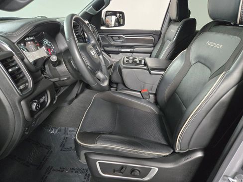 Used 2024 RAM 1500 Laramie image 10
