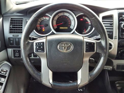 Used 2012 Toyota Tacoma 4x4 Double Cab image 12