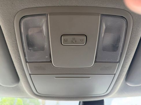 Used 2023 Kia Soul LX w/ LX Technology Package FWD image 19