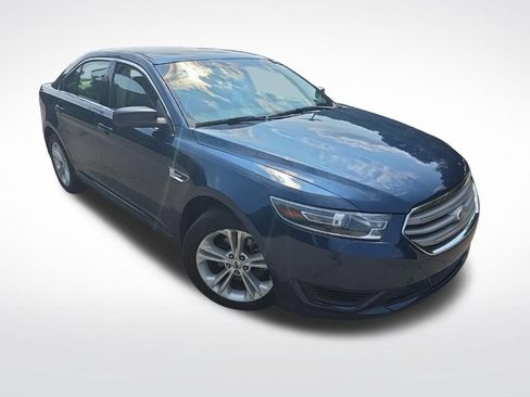 Used 2016 Ford Taurus SE FWD image 3