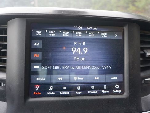 Used 2021 RAM 1500 Big Horn image 10