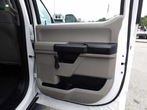 Used 2017 Ford F450 XL RWD image 40