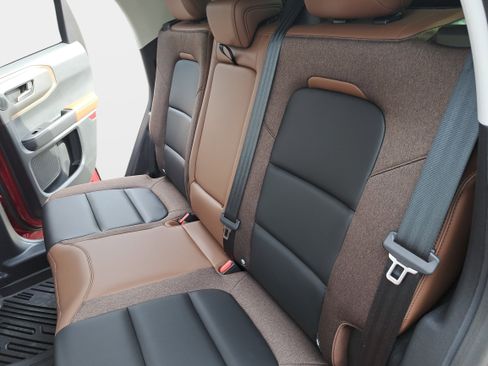 Used 2025 Ford Bronco Sport Outer Banks w/ Outer Banks Tech Package+ image 13