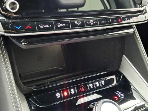 New 2025 Jeep Wagoneer Series II w/ Convenience Group I image 19