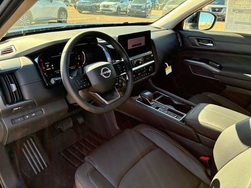 New 2026 Nissan Pathfinder SL FWD image 12