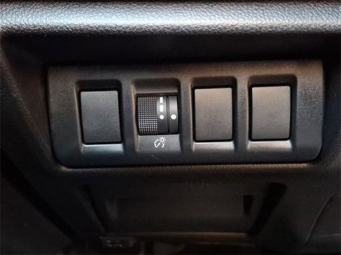 Used 2024 Subaru Outback Premium image 23