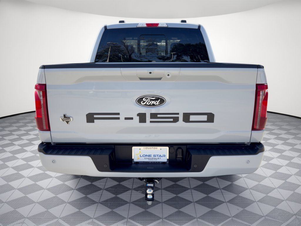 Used 2025 Ford F150 XLT w/ Equipment Group 302A MID RWD image 11