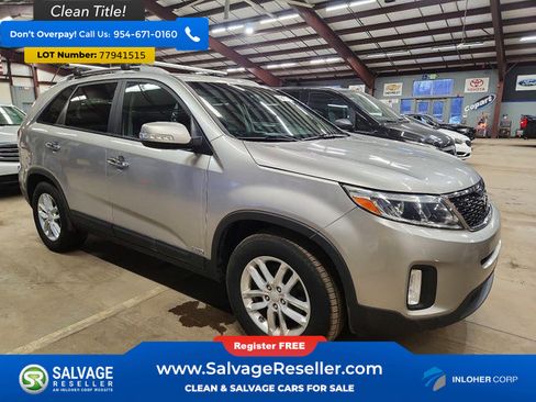 Used 2015 Kia Sorento LX image 5