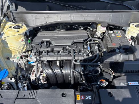 New 2026 Hyundai Kona SE AWD/4WD image 13