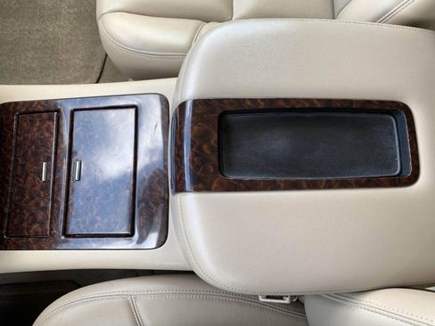 Used 2013 GMC Yukon Denali AWD/4WD image 26