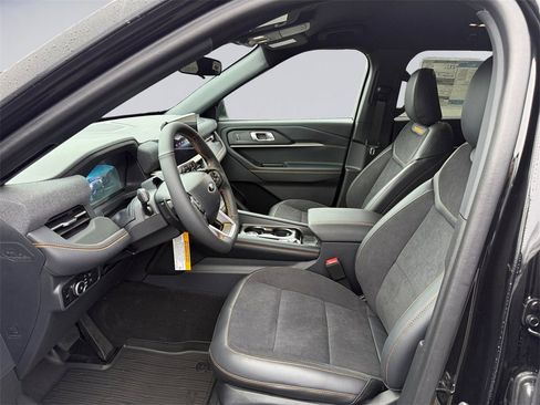 New 2026 Ford Explorer Tremor image 10
