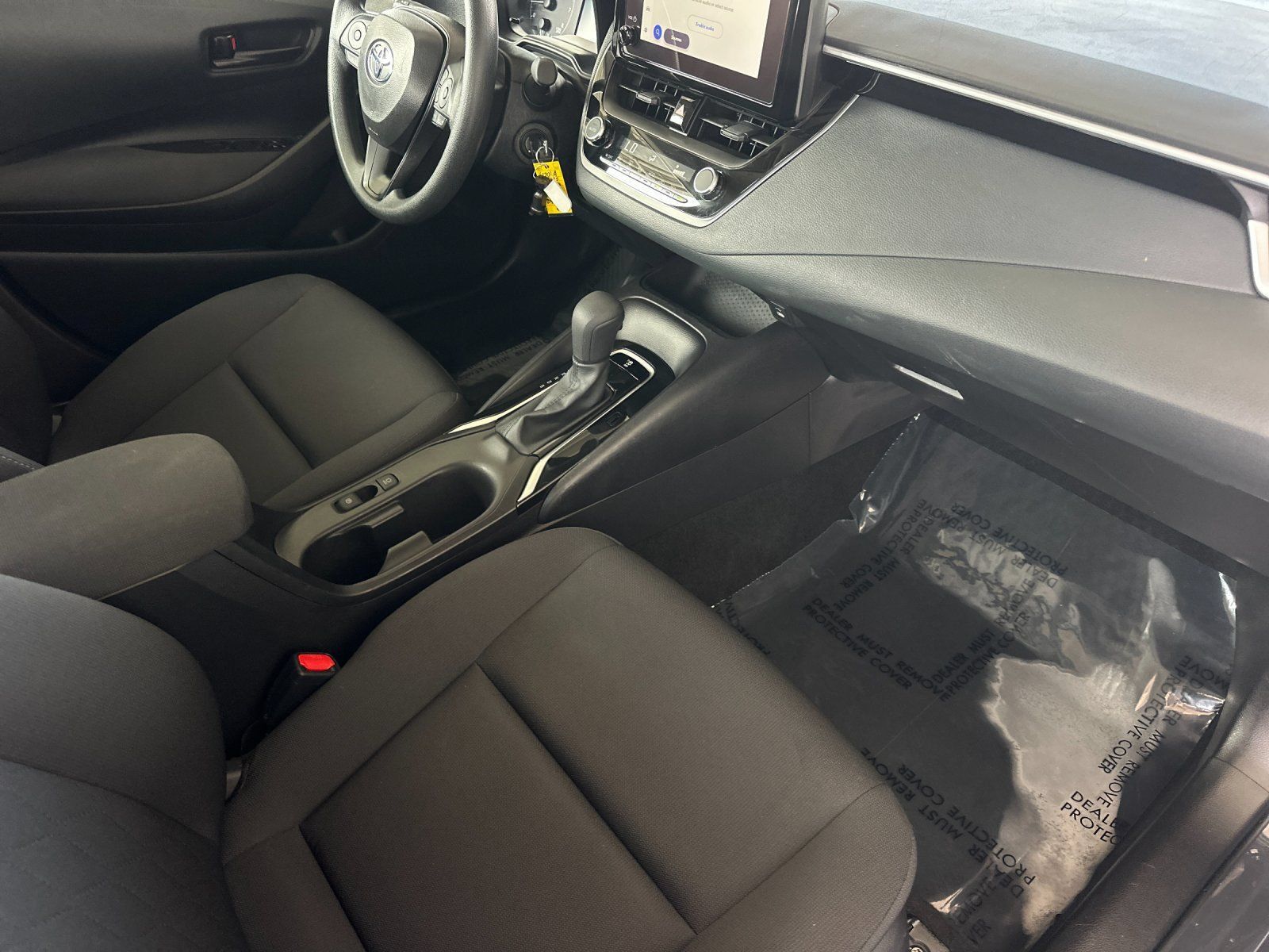 Used 2025 Toyota Corolla LE FWD image 14