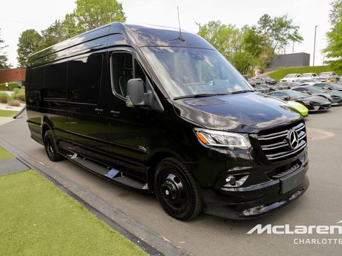 New 2024 Mercedes-Benz Sprinter 3500 image 4