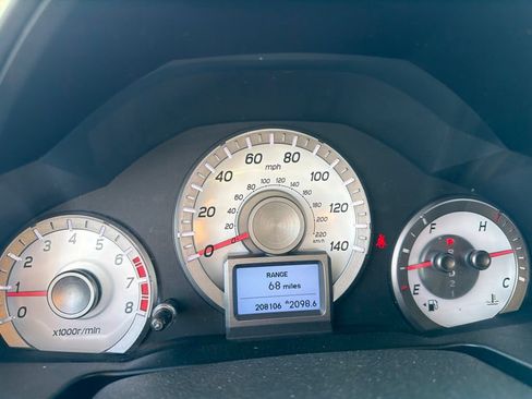 Used 2015 Honda Pilot Touring image 18
