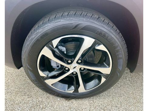 New 2026 Chevrolet Trax RS image 9