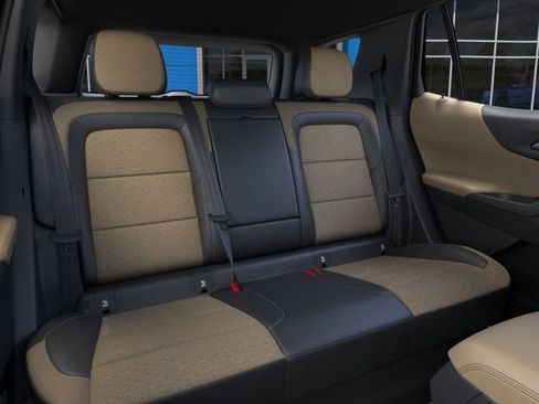 New 2026 Chevrolet Equinox ACTIV w/ Safety and Technology Package image 17