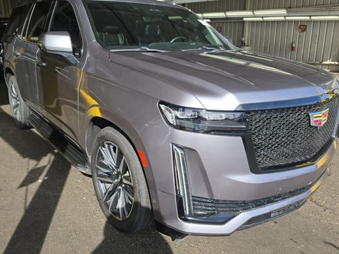 Used 2021 Cadillac Escalade Sport Platinum image 5