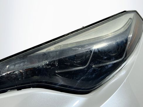 Used 2017 Toyota Corolla SE image 12