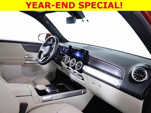 Used 2022 Mercedes-Benz GLB 250 4MATIC image 40