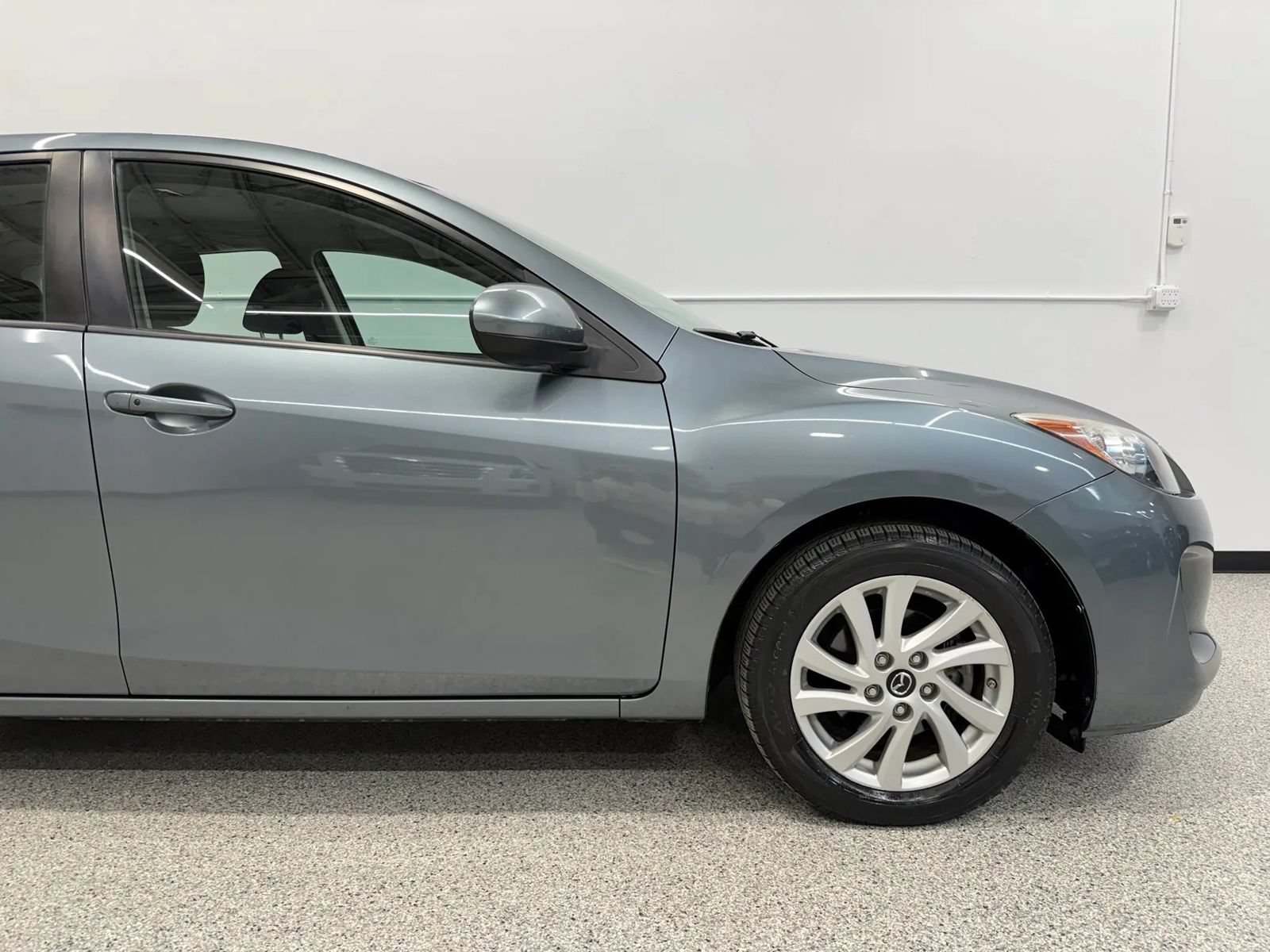 Used 2013 MAZDA MAZDA3 i Touring FWD image 14