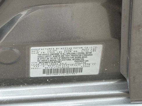 Used 2025 Nissan Versa SV FWD image 14