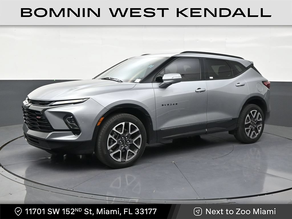 Used 2023 Chevrolet Blazer RS w/ Enhanced Convenience Package FWD image 1