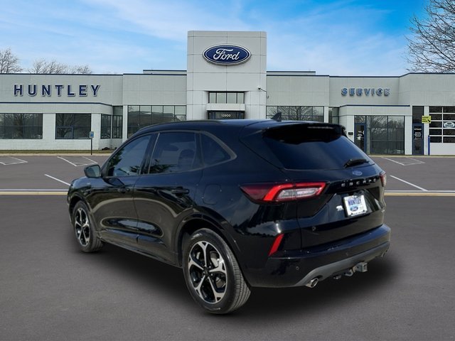 Used 2023 Ford Escape ST-Line Select w/ Tech Pack #2 AWD/4WD image 5