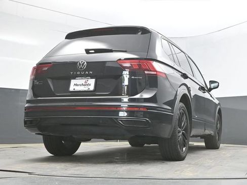 Used 2022 Volkswagen Tiguan SE R-Line AWD/4WD image 30