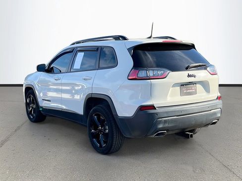 Certified 2019 Jeep Cherokee Latitude Plus image 5