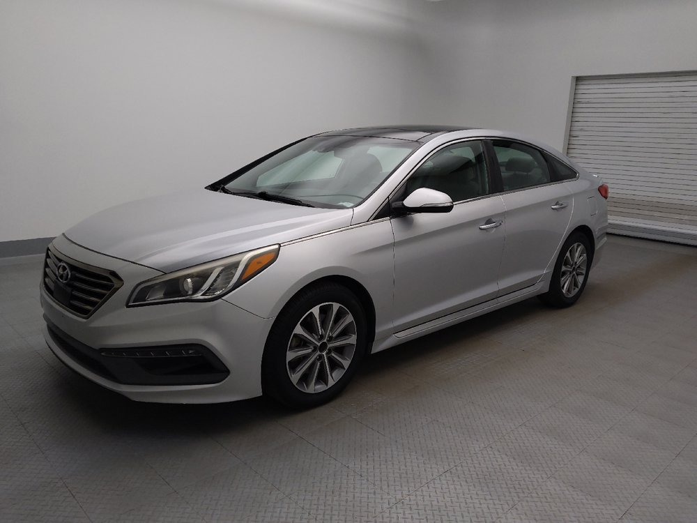 Used 2016 Hyundai Sonata Limited w/ Option Group 05 FWD image 2