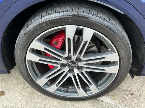 Used 2018 Audi SQ5 Premium Plus w/ S Sport Package image 24
