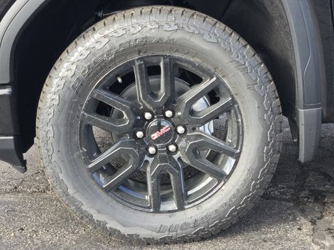 New 2026 GMC Sierra 1500 Elevation w/ Elevation Select Package image 9