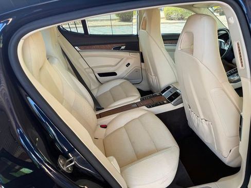 Used 2016 Porsche Panamera 4S w/ Premium Package Plus AWD/4WD image 32