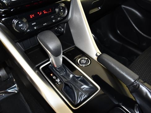 Used 2024 Mitsubishi Eclipse Cross ES AWD/4WD image 29
