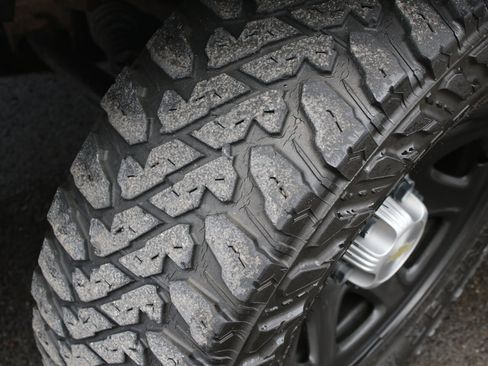 Used 2019 Chevrolet Tahoe 4WD image 57