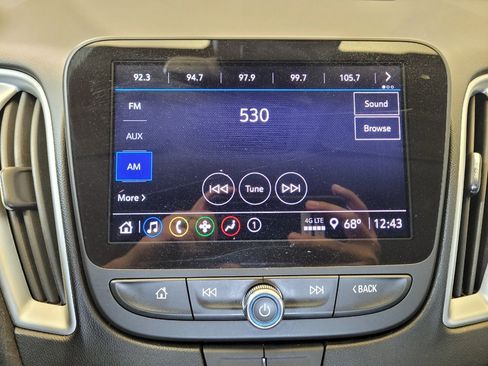 Used 2023 Chevrolet Malibu LT FWD image 25