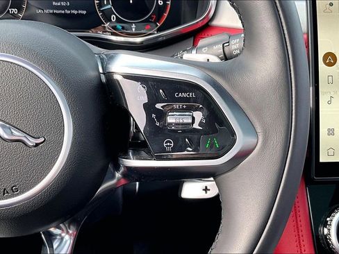 Used 2025 Jaguar F-PACE R-Dynamic S image 12