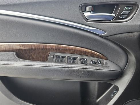 Used 2020 Acura MDX FWD image 31