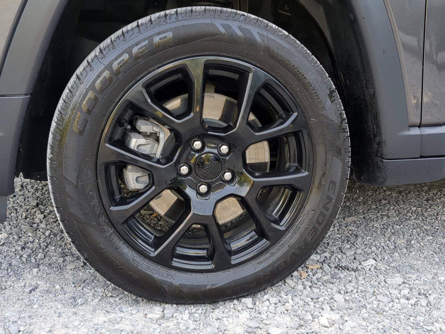 Used 2023 Jeep Compass Latitude AWD/4WD image 9