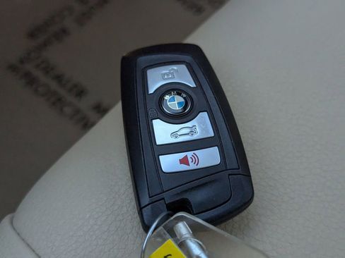 Used 2015 BMW 528i Sedan image 28