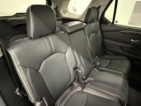 Certified 2025 Honda Pilot Elite image 25