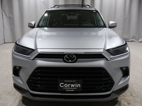 Used 2024 Toyota Grand Highlander Platinum image 7