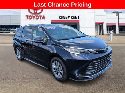 Certified 2023 Toyota Sienna Limited
