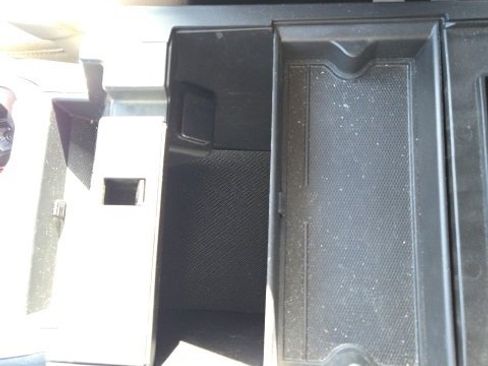 Used 2020 Ford Explorer Limited image 18