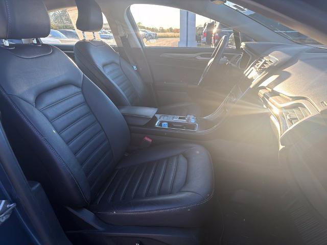 Certified 2020 Ford Edge Titanium w/ Equipment Group 301A AWD/4WD image 22