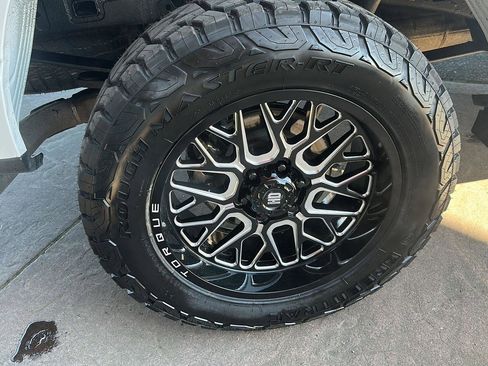 Used 2025 Ford F150 XLT w/ Equipment Group 301A Standard image 18