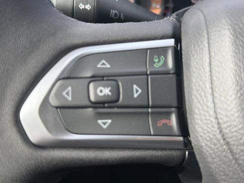 New 2026 Jeep Compass Latitude image 13