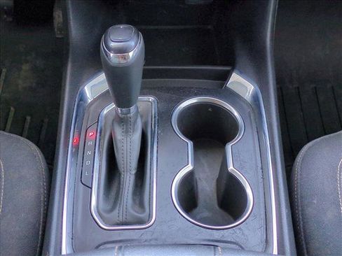 Used 2018 Chevrolet Traverse LS image 12